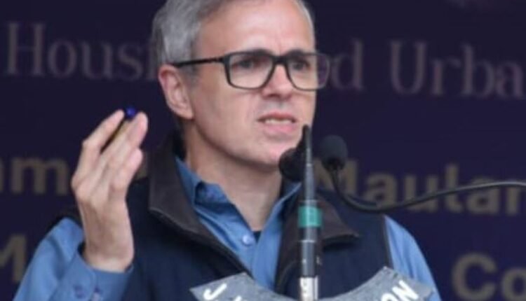 CM Omar Abdullah dedicates ₹3.17 crore community hall at Umerhair, Buchpora to the public