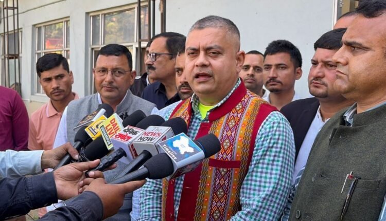 Amit Sharma hears Gaddi grievances, promises foolproof digital Census 2027 in J&K