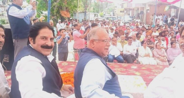 PM Modi must step down after failure to get through his government bill - Karra