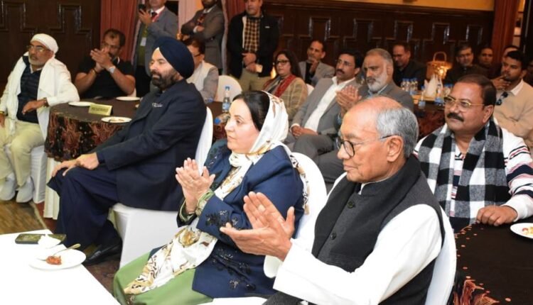 Sakeena Itoo interacts with visiting Parliamentary Standing Committee at Srinagar
