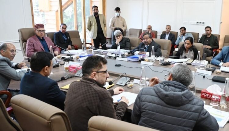 CM Omar Abdullah chairs BoD of J&K Cable Car Corporation at Gulmarg