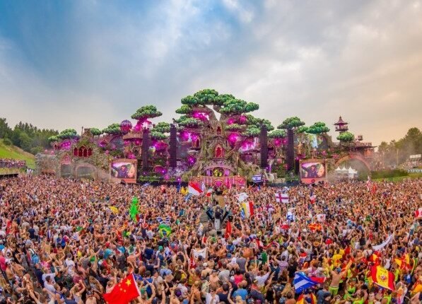 International Music Festivals See Record Audience Participation