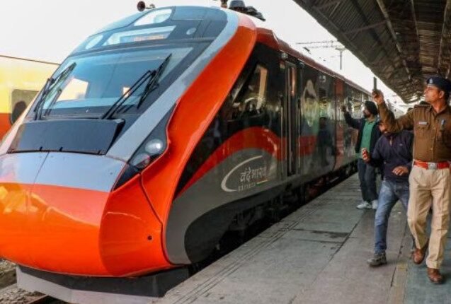 Jammu-Srinagar Vande Bharat Sees Strong Response, Carries 45,000 Passengers