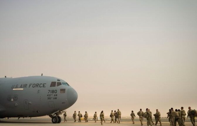 US Delays Planned Military Action Against Iran Amid Diplomatic Push