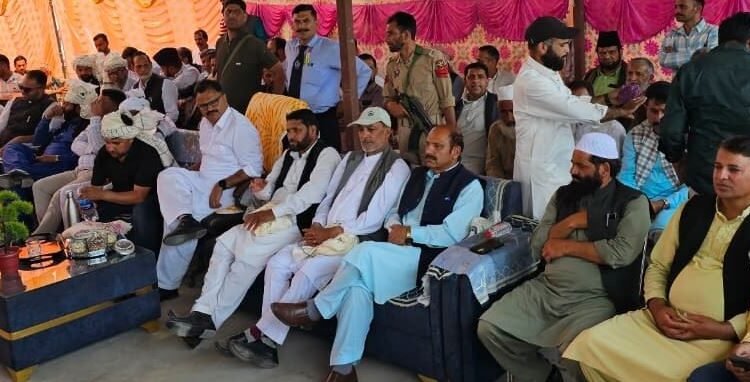 Rana listens to grievances of Poonch residents; asks for quality healthcare services to last mile