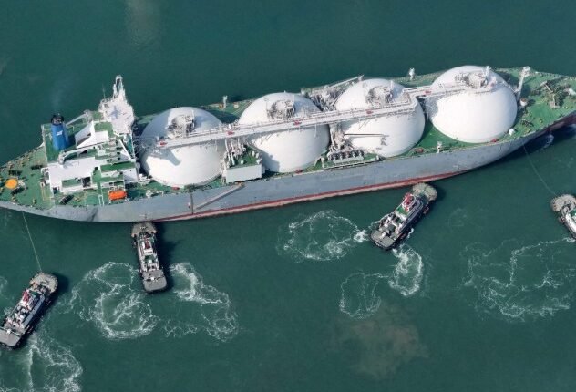 LNG Carrier Disha Docks at Dahej Following Secure Transit Through Hormuz Waterway