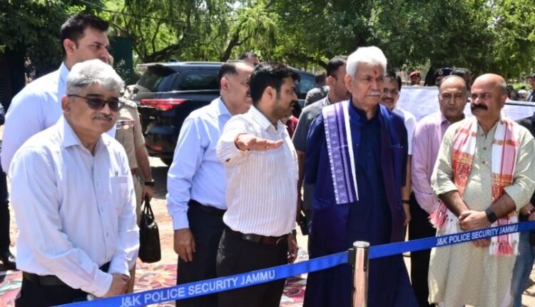 Lt Governor visits Mubarak Mandi Heritage Complex, Reviews progress of ongoing projects