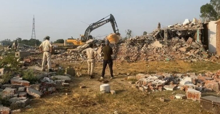 District Administration Jammu demolishes illegal properties of notorious drug kingpins worth ₹10 crore in Bishnah