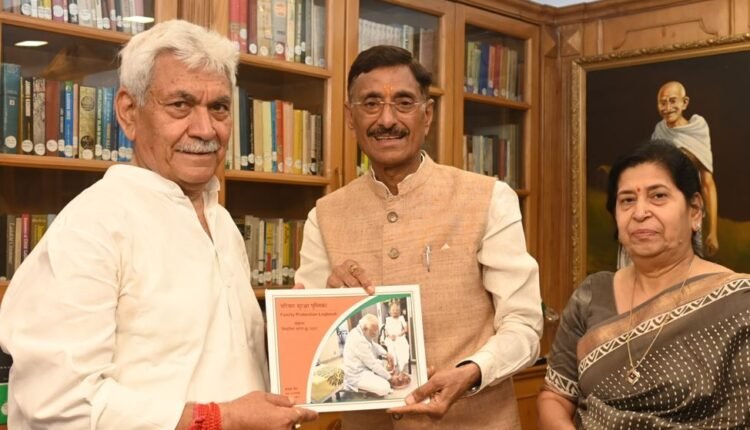 Minister of State for Defence Sanjay Seth Calls on Lieutenant Governor Manoj Sinha