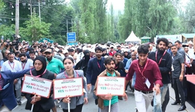 Lieutenant Governor Flags Off Reading Marathon at Dal Lake, Srinagar