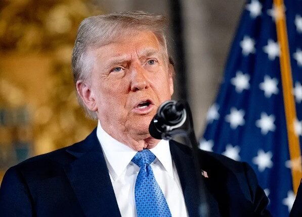 Trump Mocks Iran, Says Tehran ‘Desperate to Settle’ After Khamenei Funeral