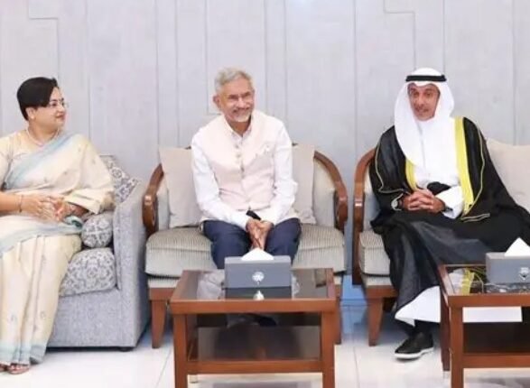 EAM Jaishankar Reaches Kuwait, Set for Key Bilateral Engagements
