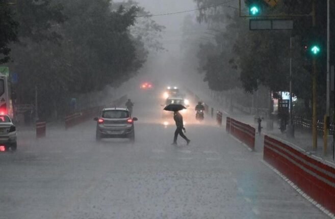 IMD Warns of Heavy Rain in North India Till July 12, Monsoon Set to Cover Entire Country Soon