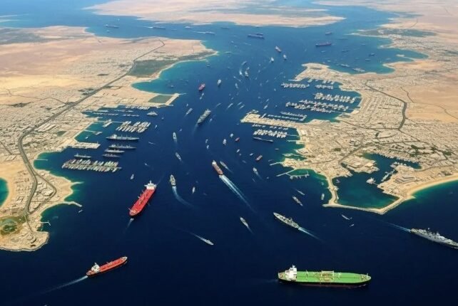 US Blockade Takes Effect as Only a Handful of Vessels Risk Crossing Strait of Hormuz