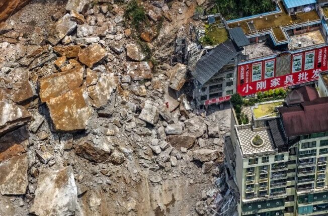 Deadly Landslide in China’s Chongqing Claims 8 Lives, 34 Still Missing
