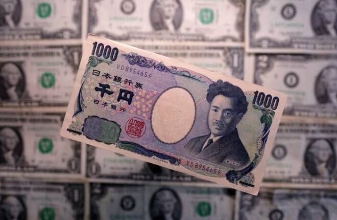 Japanese Yen Slips Past 163 Against Dollar, Fueling Intervention Speculation