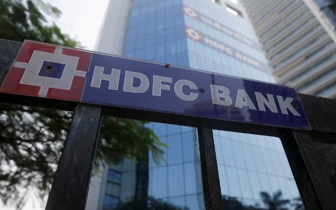 HDFC Bank Shares Slide as Q1 Results Raise Concerns Over Margins and Market Outlook