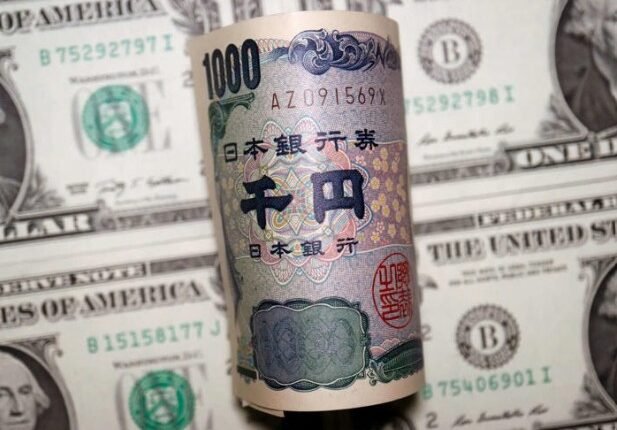 US Dollar Gains Weekly Momentum While Yen Suffers Sharpest Drop in Two Months