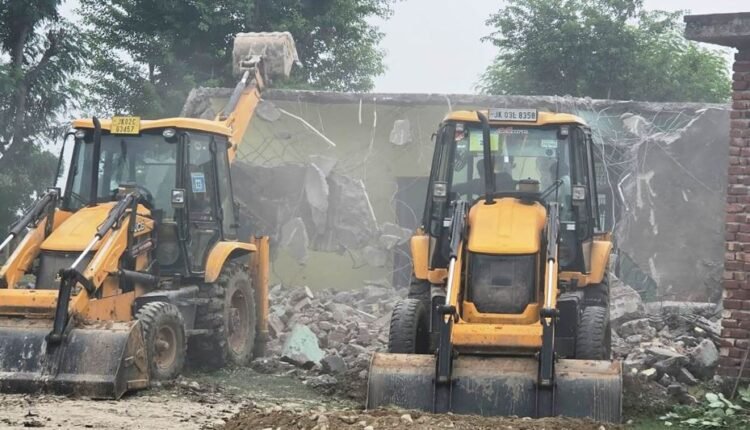 Major anti-encroachment drive conducted at Bela Manohar; illegal structure demolished, government land retrieved