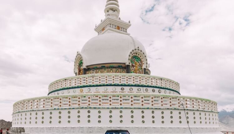 Ladakh Welcomes Mercedes-Benz S-Class as Global “140 Years of Innovation” Expedition Begins from Shanti Stupa
