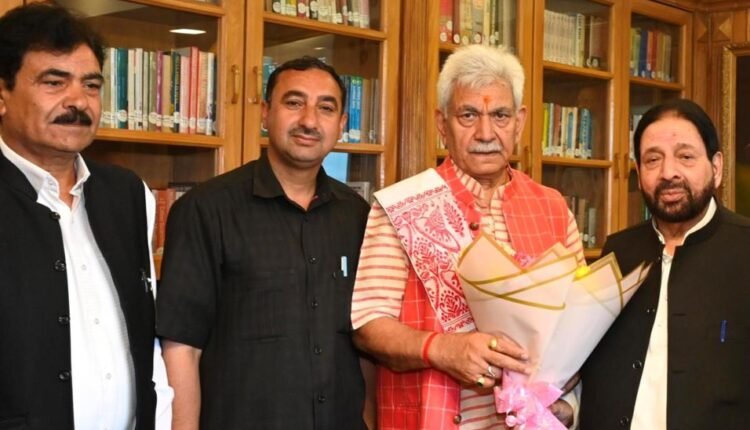 Hakeem Yaseen-Led Delegation Meets LG, Raises Key Budgam Public Issues