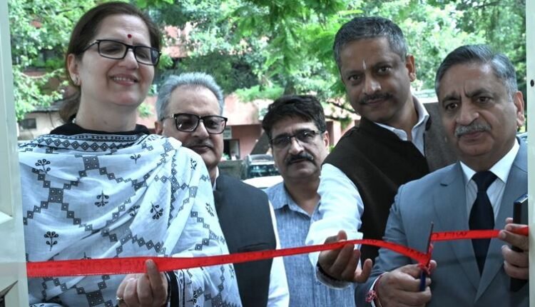 Justice Sanjeev Kumar inaugurates newly created Advocates' Clerks Room at High Court Complex Jammu