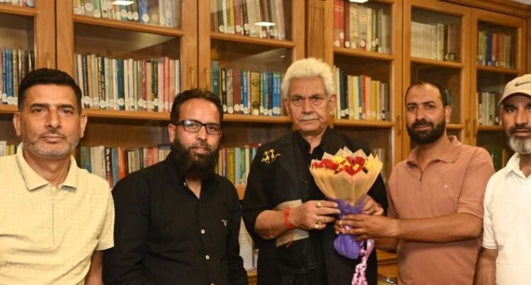 Rise Up Youth Foundation Chairman Anush Shahnaz Khan Calls on LG Manoj Sinha