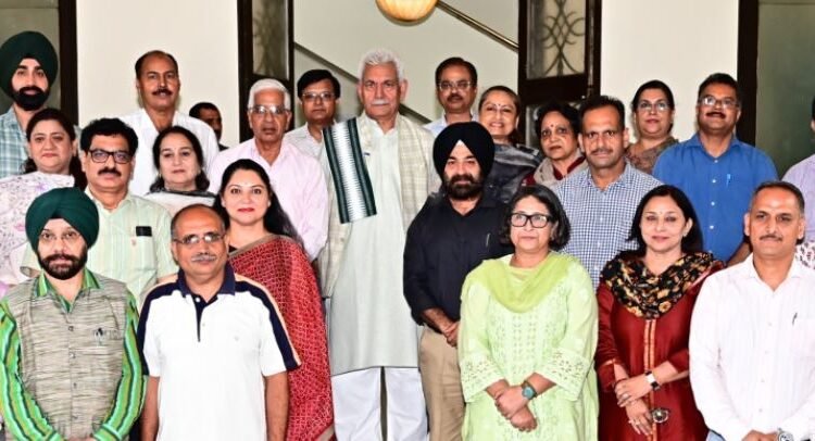 Jammu University Delegation Meets LG Sinha, Discusses Academic Expansion and Global Ambitions