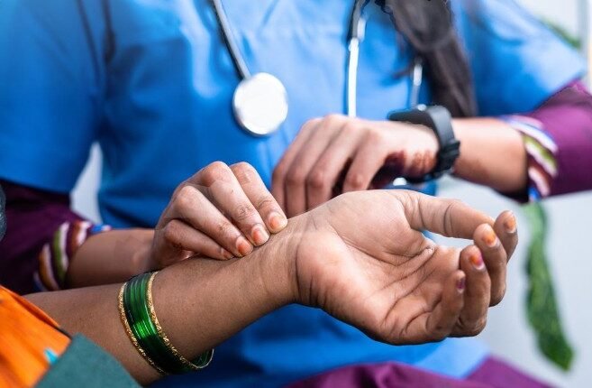 Doctors Protest Maharashtra Move Allowing Homeopathy Practitioners to Practice Modern Medicine