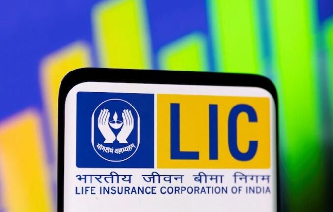 Government Plans Fresh LIC Stake Sale Through OFS to Boost Disinvestment Drive