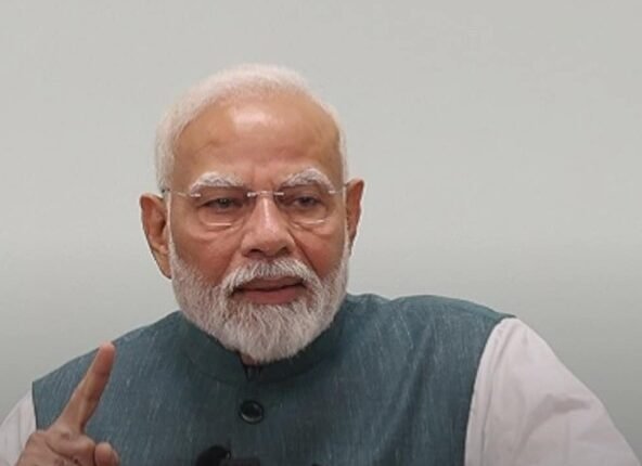 Modi Urges Youth to Read Autobiographies at Kovind’s Book Launch, Warns Against Shortcuts
