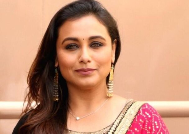 Rani Mukerji Honoured at IFFM for Excellence in Acting