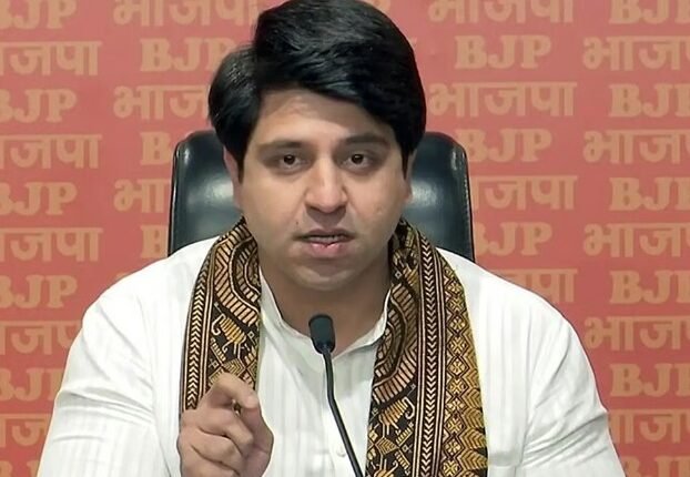 Shehzad Poonawalla Writes Second Letter to Nabin, Seeks Acceptance of Resignation