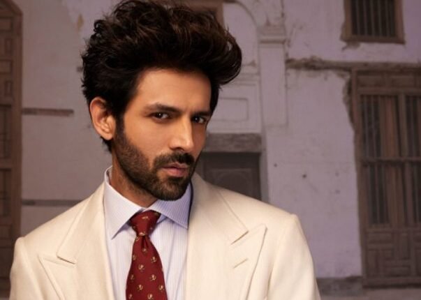 Kartik Aaryan Suffers Severe Knee Injury During Kabir Khan Film Shoot