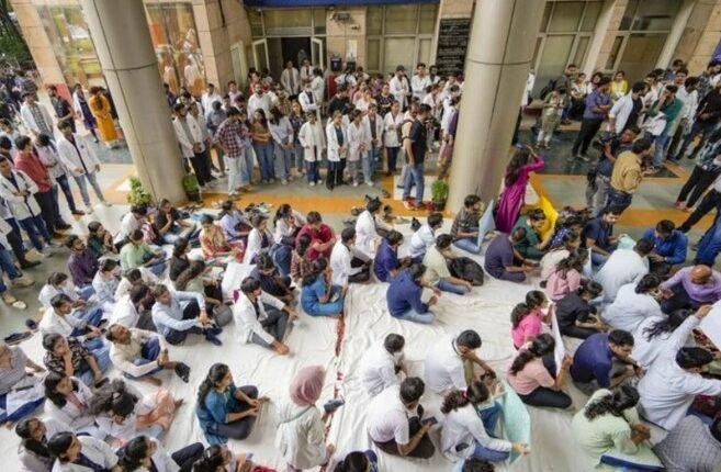 Maharashtra Doctors Suspend July 20 Strike After Bombay HC Intervention