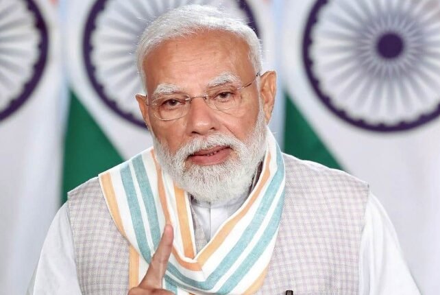 PM Modi Reviews ₹30,000-Crore Projects, Takes Stock of Digital Arrest Cases
