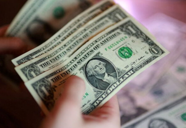 US Data Boosts Fed Rate-Hike Bets, Dollar Holds Near Eight-Day High