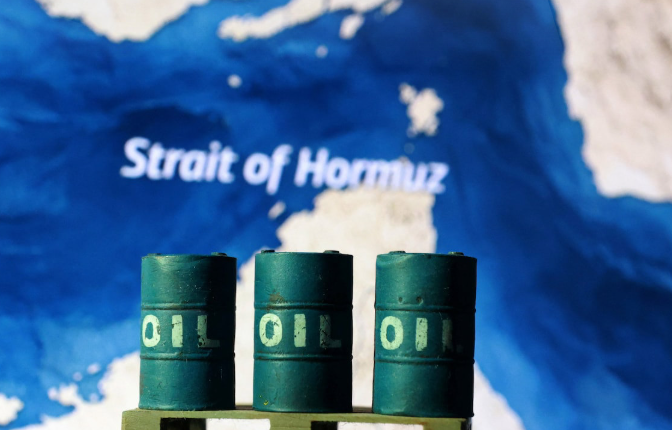 Oil Prices Slip on Fed Policy Signals, Rumours of Hormuz Deal