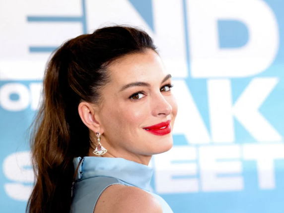 Anne Hathaway Joins Tom Cruise in ‘Days of Thunder’ Sequel