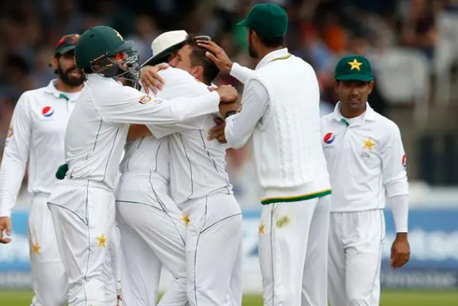 England Crush Pakistan by 194 Runs to Seal Test Series at Lord’s