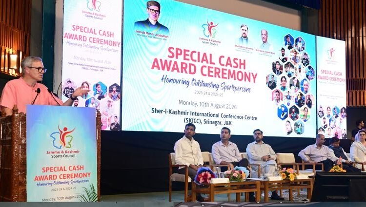 CM Omar Abdullah honours 580 outstanding J&K sportspersons with ₹2.71 cr cash awards