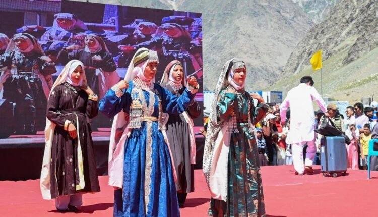 L-G VK Saxena inaugurates 2nd Suru Summer Festival virtually