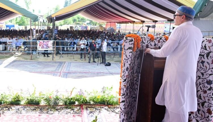 CM lays foundation stone for Fruit & Vegetable Mandi at Wussan Bangil, Tangmarg
