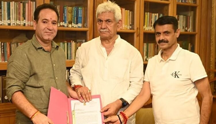 J&K Opposition Leader Meets LG at Srinagar