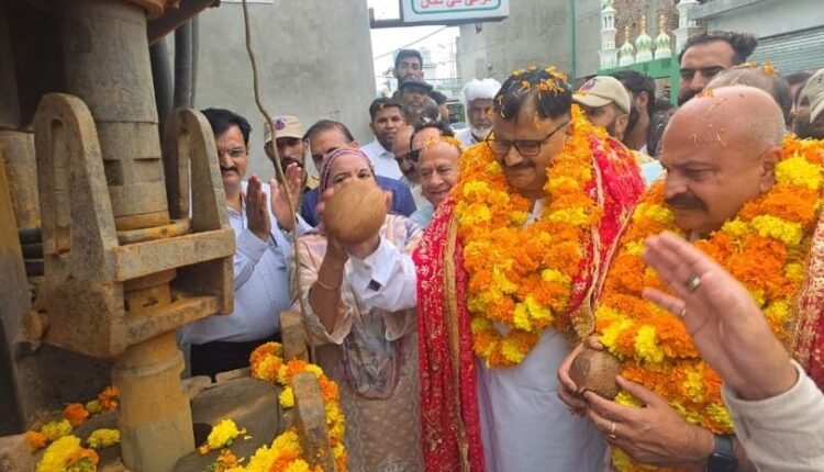 Javed Rana launches ₹14.38 cr water supply projects for Upper Thathar, Sidhra under SASCI