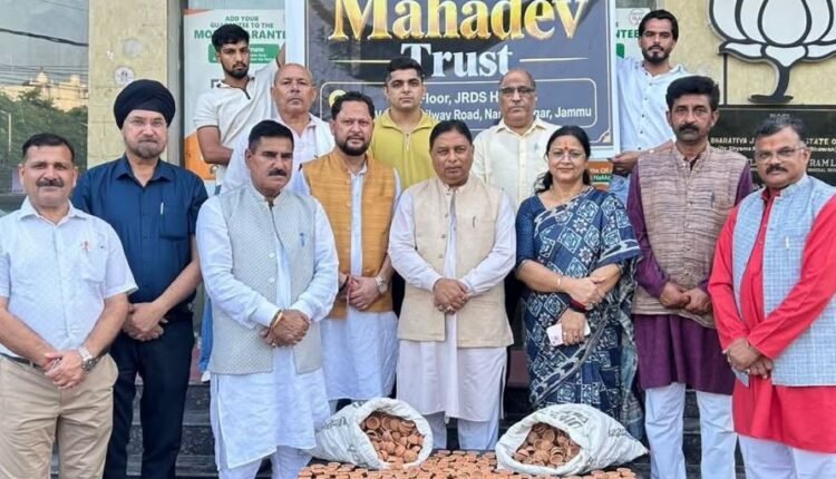 BJP receives 11,000 Diyas for Deepotsav under ‘Seva Sankalp Abhiyaan’: Sat Sharma