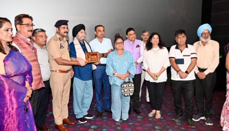 IIFJK: Multiple films screened Wave Cinemas; Div Com Jammu felicitates acclaimed filmmakers and artists.