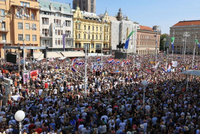 Thousands Rally in Croatia Demanding Urgent Cleanup of Toxic Waste