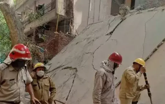 5 Killed, Several Trapped After PG Building Collapses in South Delhi’s Satya Niketan; Owner on Run