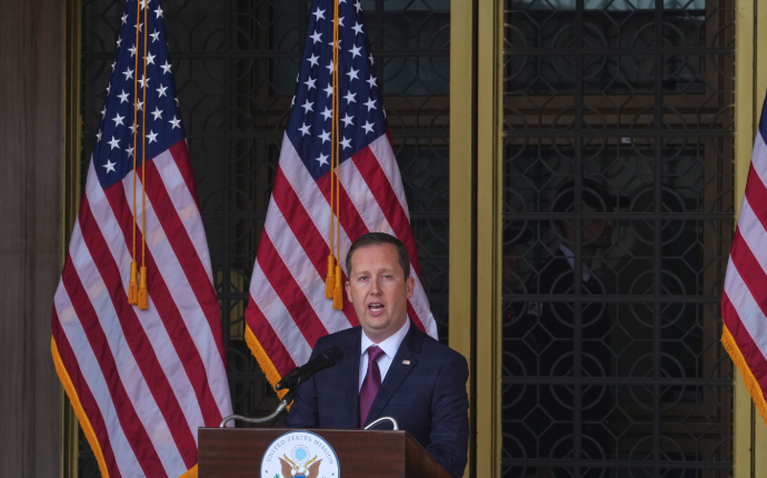 US Envoy Gor Meets Amazon Executives to Discuss Expanding India Operations